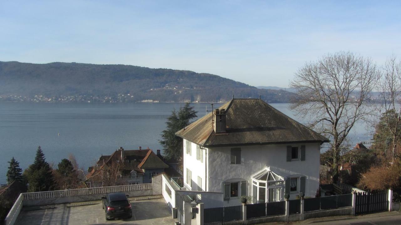 Villa Le Lac Cottage Au Bord Du Lac D'Annecy - Chambre Chez L'Habitant - Les Terrasses Du Lac Veyrier-du-Lac Exterior foto